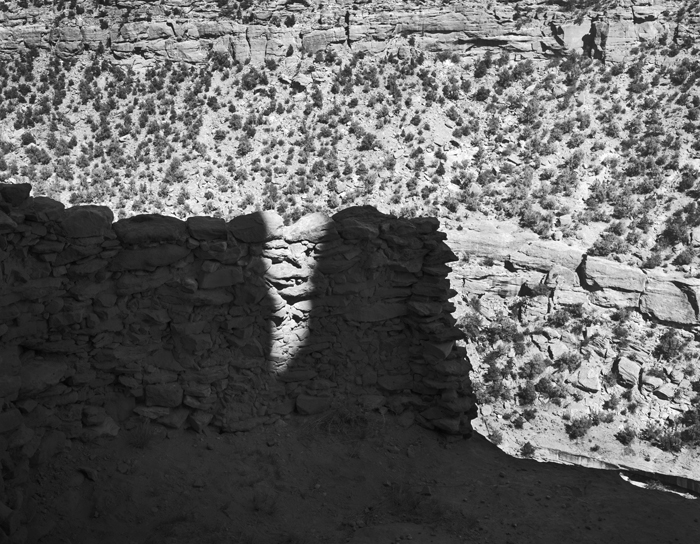 Crow Canyon, New Mexico, 1989.  (© William Sutton)